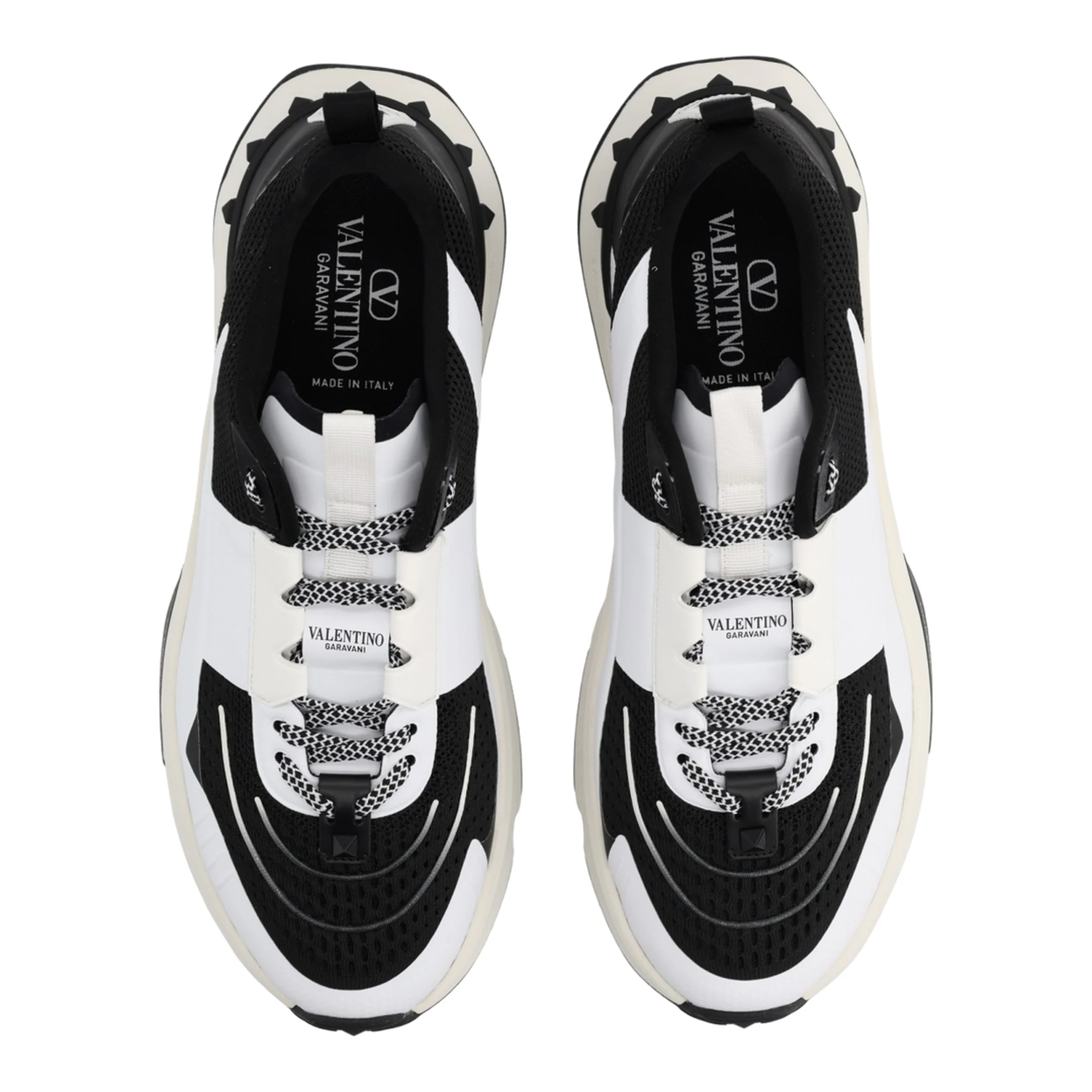 True Act Sneaker - Image 5